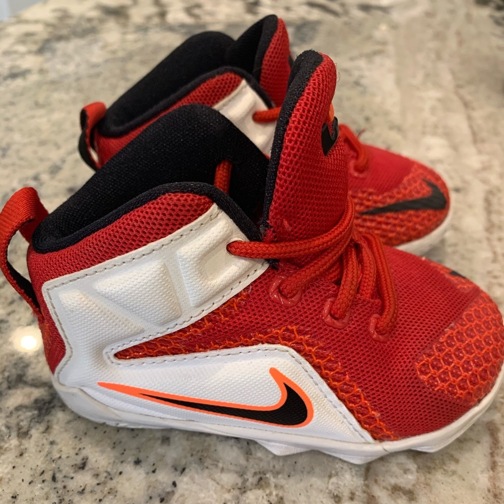 Nike toddler boy sneakers